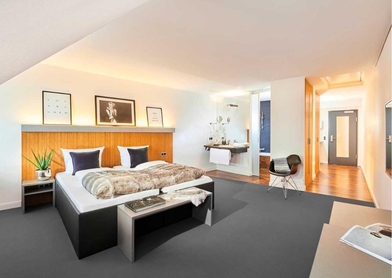 Nena Hotel Brema Zewnętrze zdjęcie